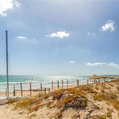 Apartment Stunning In With Wifi Marina di Ragusa